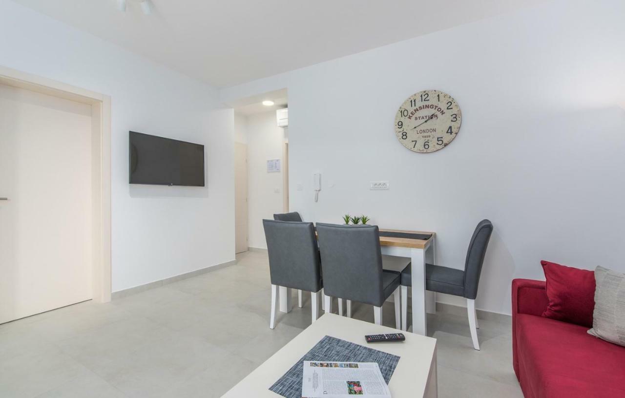 Apartments Hana In フンタナ エクステリア 写真